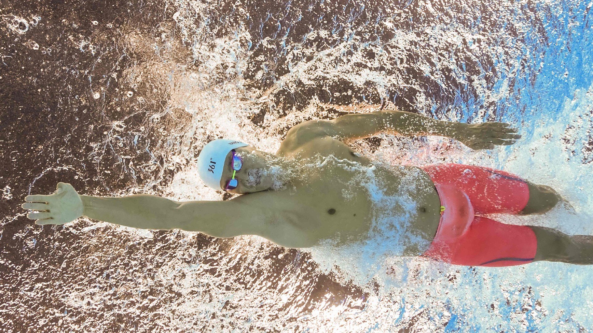 攀岩新星闪耀国际赛场，中国选手斩获世界杯分站赛冠军